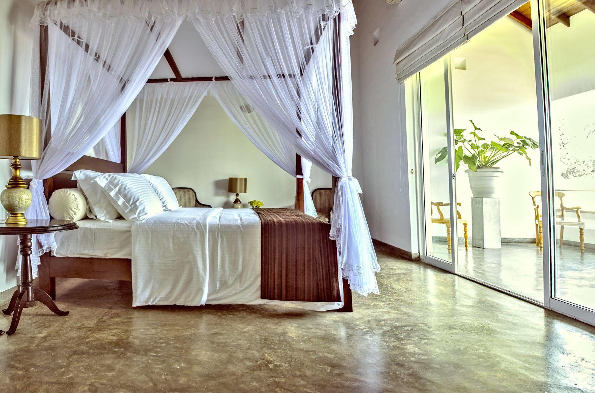 The Lagoon Villa Kurana Katunayaka Kültér fotó